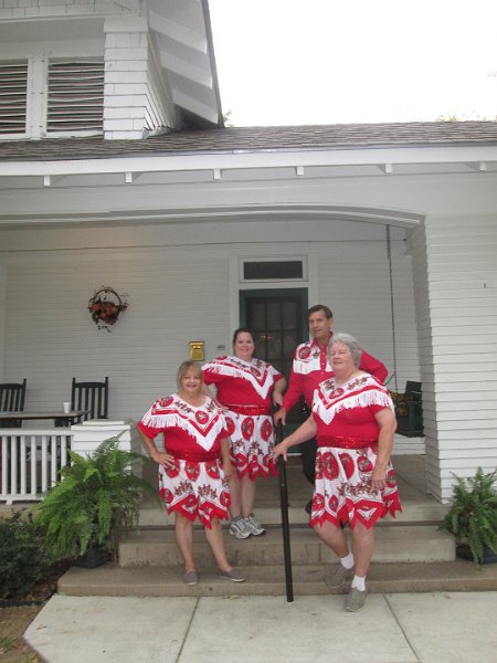 HH Cloggers front steps